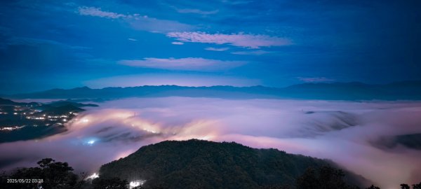#二格山 #琉璃光 #雲海流瀑 #雲海 #日出 #火燒雲 #手機拍攝 #VivoX100 5/222794127
