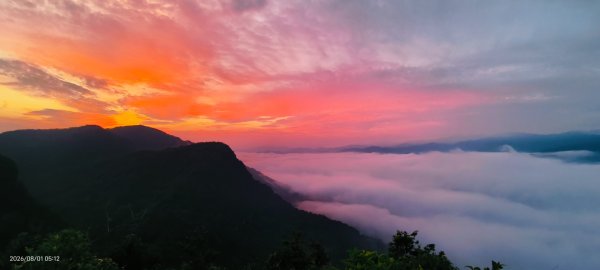 #翡翠水庫壩頂 #火燒雲 #日出 #雲海 8/13093725