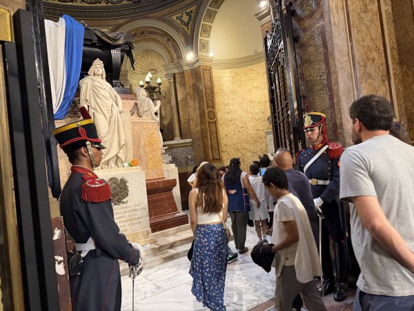 [紐約馬之行-55] 2025_1114 布宜諾斯艾利斯主教座堂2953547