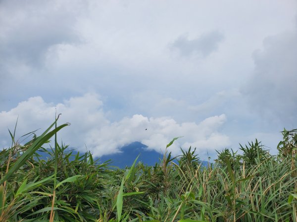 上磺溪停車場上七股山，擎天崗，下魚路古道