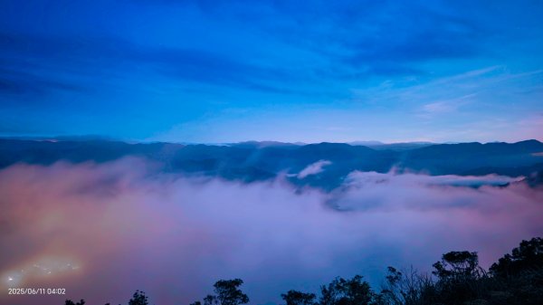 跟著雲海達人山友追雲趣 #草莓月亮 #月圓雲海 #霞光 #日出雲海 #茶園 6/112808816