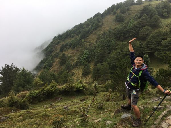 外來的 在地的 全都融洽在一起之鹿林山與麟趾山遊記345333