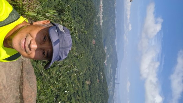 草湳二格山南窟山3122664
