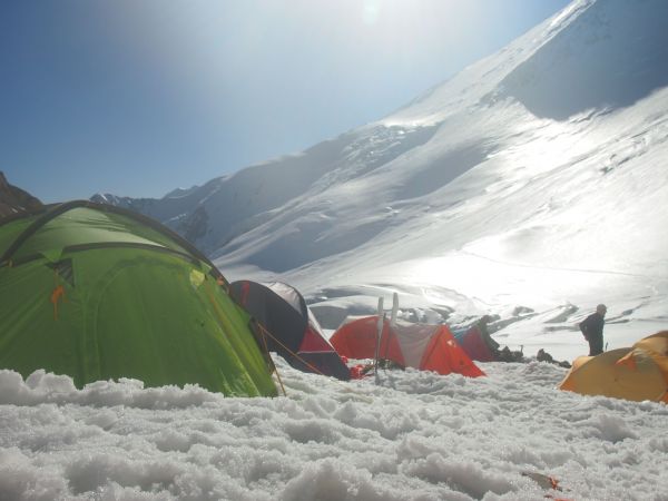 列寧峰，海拔7134公尺，海拔7134公尺--C1營地風景118596