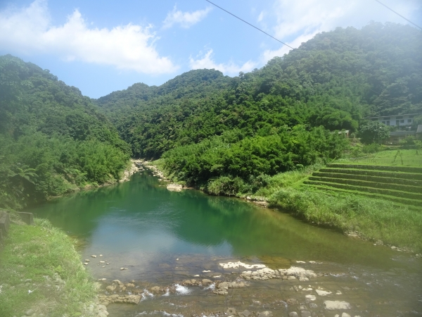 【春夏之際】沁涼消暑輕旅行~三貂嶺群瀑越嶺柴寮古道19108