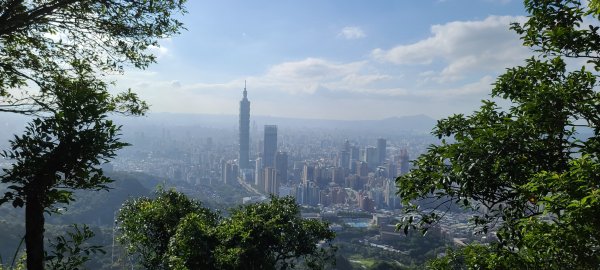 2020-0921虎山溪九五峰1108498