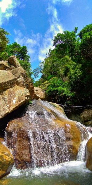 搭著捷運去旅行--內湖圓覺瀑布步道557542