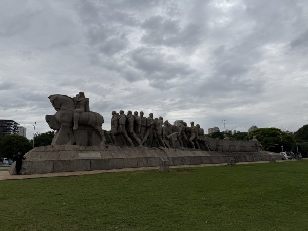 [紐約馬之行-70] 2025_1116 先鋒旗手紀念碑2956886