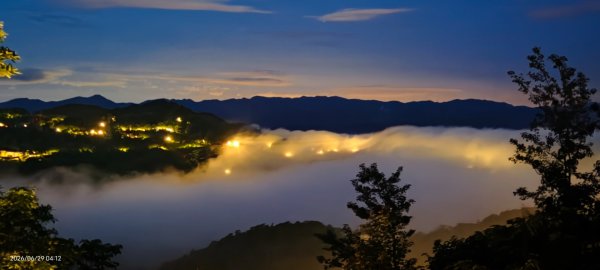 #二格路 #琉璃光 #二格山 #雲海流瀑 #日出 #火燒雲 6/293080037