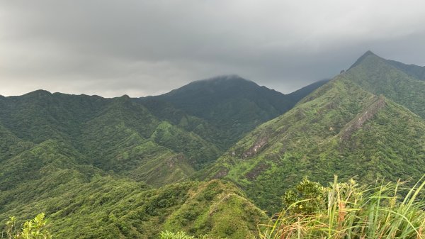 劍龍稜202510172920297