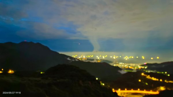 金山灣雨瀑+漁火點點，追花是簡單的快樂，賞花是恬淡的幸褔2513375