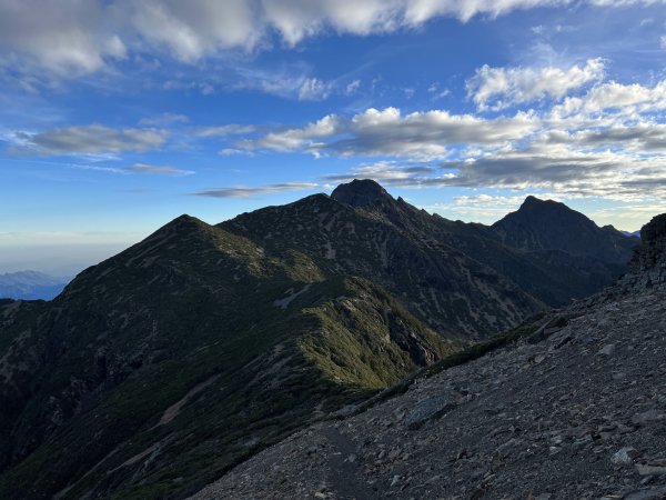 【玉山西峰與南玉山】1832126