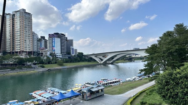 秋高氣爽の的健行 新店和美山2328138