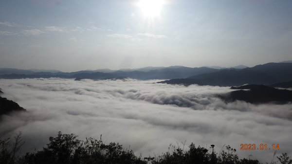 翡翠水庫壩頂/新店四十份公墓雲海+斜射光，個人在此最有層次最美的一次雲海1993146