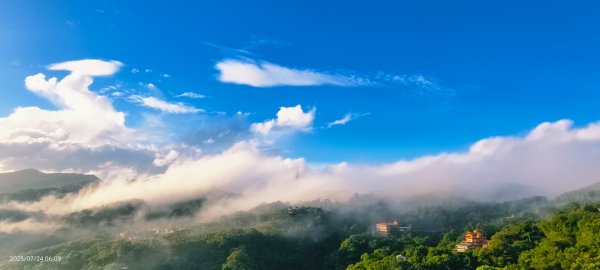 石碇趴趴走追雲趣 #雲瀑 #霧虹 #觀音圈 #彩虹 7/242844678