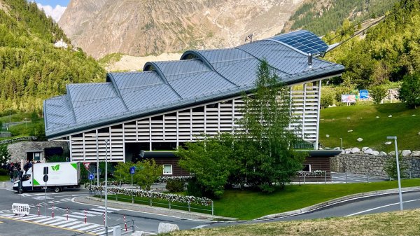 TMB/Courmayeur to La Ville des Glaciers3094361