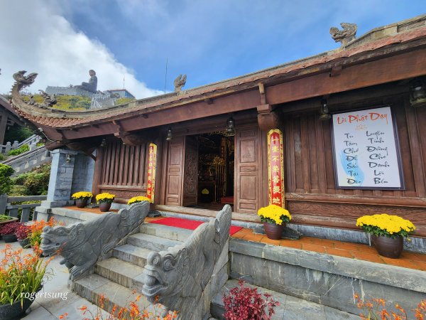 山旅也能輕鬆愜意闔家同歡~搭小火車、纜車登上越南最高峰(番西邦峰3143M)2883553