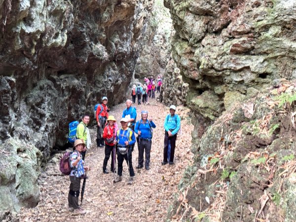 大崗山(小百岳#74)龍盤峽谷一線天2764650