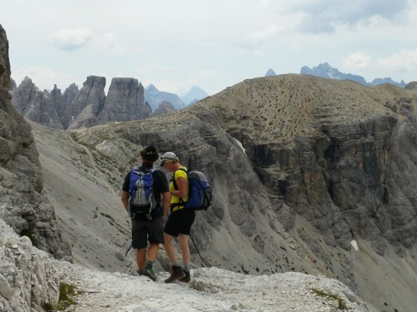 義大利多洛米提山748715