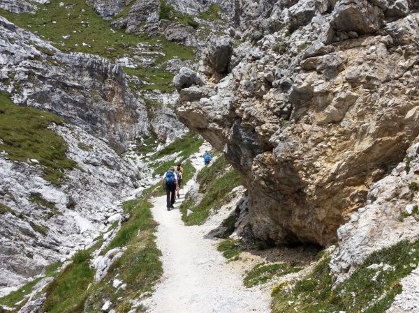 義大利多洛米提山748708