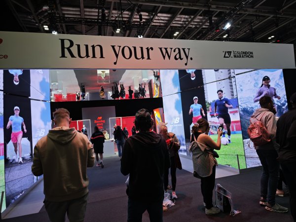 2025_0425 倫敦馬拉松順遊西歐 D7b(領倫敦馬拉松參賽物資)2793719