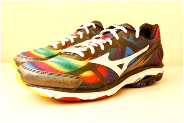 Mizuno wave rider 17 osaka hotsell