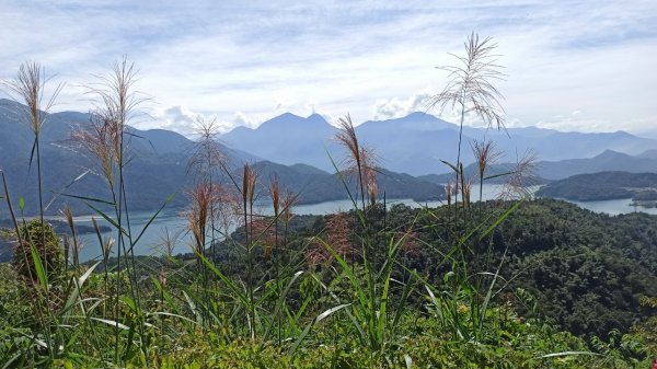 坐擁無敵湖光山色∥貓囒山步道