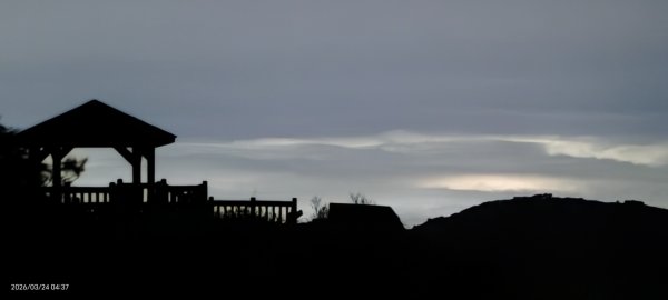 #大屯山 #琉璃光 #雲海 #雲瀑 #日出 #觀音山 #雲海 #琉璃光  3/243021847