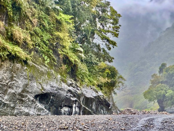 季節限定武界一線天、 摩摩納爾瀑布2745185