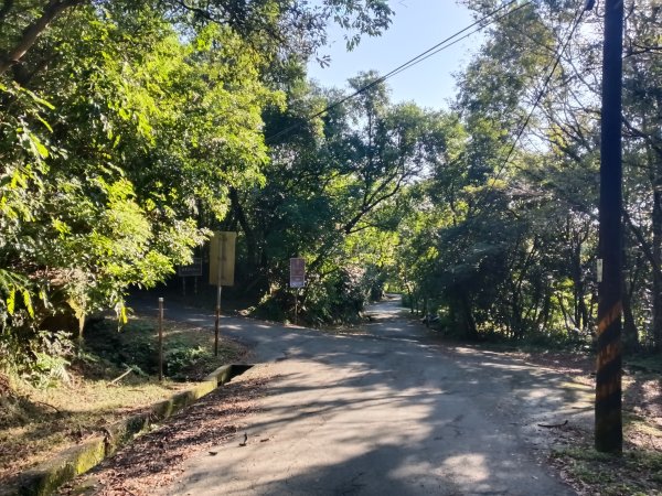 基隆市界寮縱走之七分寮山+友蚋山+印地安頭像+七汐農路O型2967931