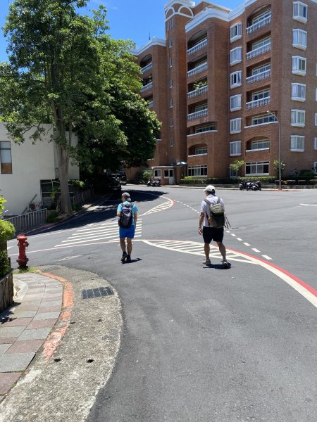 《陽明山秘境健行｜翠峰瀑布 × 天母古道 夏日涼爽路線》2852240