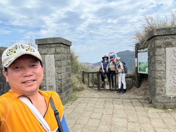 悠遊陽明山(東進東出陪復健2739530