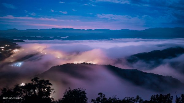 石碇趴趴走追雲趣 #二格山 #琉璃光 #雲海流瀑 #雲瀑 #日出  #手機拍攝 5/192790817