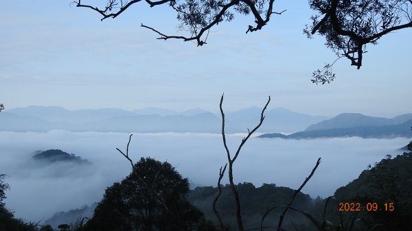 石碇二格山雲海+雲瀑+日出+火燒雲 9/151843621