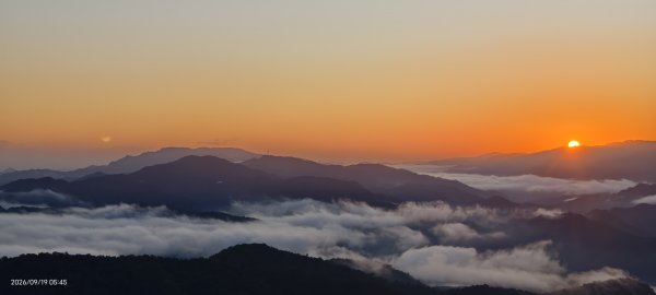 #石碇後山 #日出 差強人意 #雲海 首登 #赤腳蘭山 #670峰 9/193119694