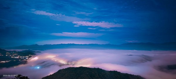 #二格山 #琉璃光 #雲海流瀑 #雲海 #日出 #火燒雲 #手機拍攝 #VivoX100 5/222794126