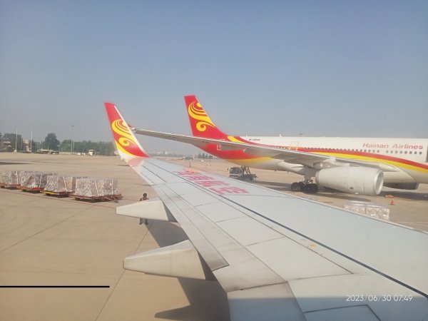 北京明豪華美達酒店→北京首都機場→臺灣桃園國際機場2309819