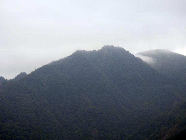 八五古道李崠山大混山連走103081