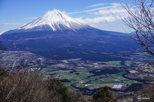 【日本】2019 春．日本關東富士山周遊 - 02 有點操的毛無山 (2/10)