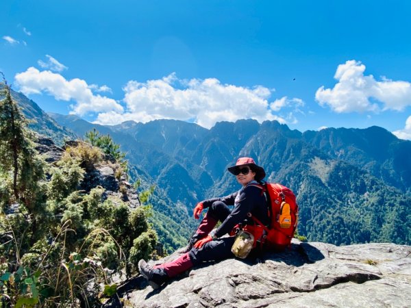 玉山群峰封面