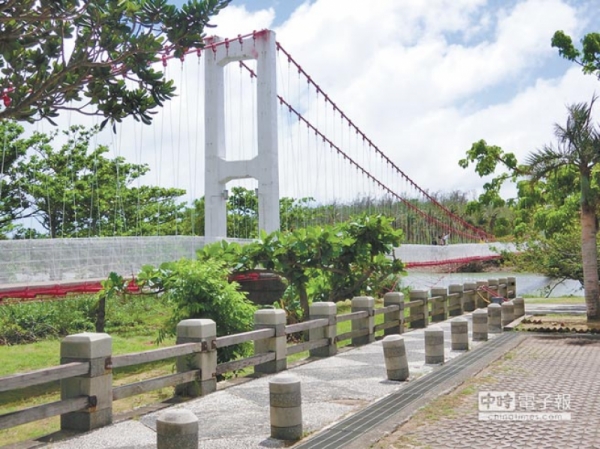 【新聞】滿州吊橋生態溼地 新鋪步道
