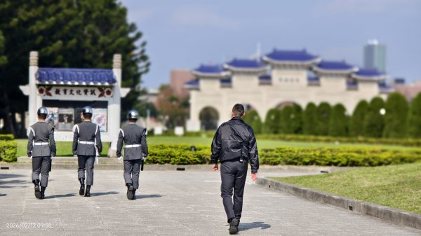 #河津櫻 #八重櫻 #山櫻花 #黃尾鴝 #綠繡眼 #夕陽 2/122997678