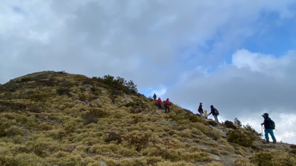 合歡北峰。時晴時霧時雲雨1481422