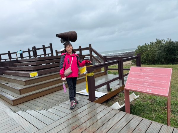 4-4 沙崙→望高樓遺址→清法滬尾戰役四部曲→公司田溪出海口、溪畔→淡海輕軌→淡水老街→內湖運動中心2690227