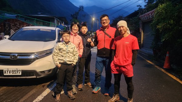 阿興阿賢｜7天6夜70K龍貓公車+駒盆西稜接馬博3041681