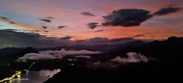 跟著雲海達人山友追雲趣 - 俯瞰石門水庫賞月圓星空夜景&霞光火燒雲9/2 & 232269669