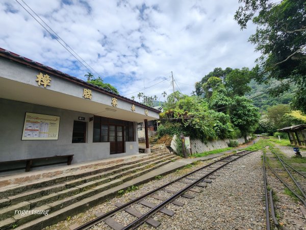 低海拔雲海美景(阿拔泉山稜線步道、樟腦寮車站、竹崎車站)2637077