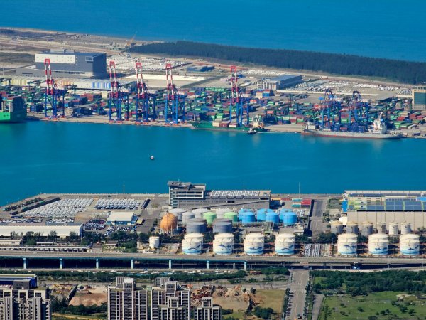 人潮滿滿的觀音山2985985