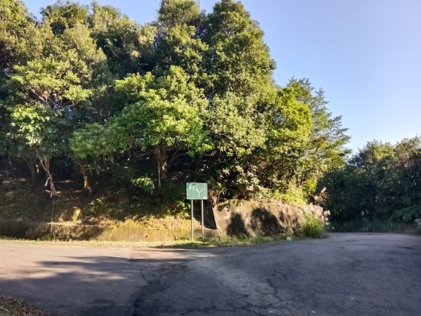 基隆市界寮縱走之七分寮山+友蚋山+印地安頭像+七汐農路O型2967932