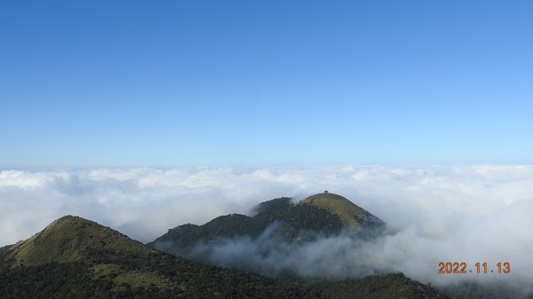 [縮時攝影雲山水]11/13芒花季大屯山再見雲海+日月爭輝